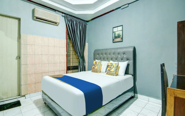 SPOT ON 2690 Hotel Tampan