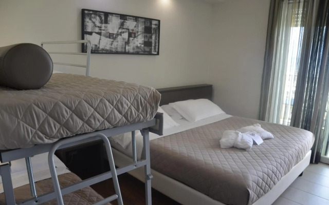 Yes Hotel Touring & SPA