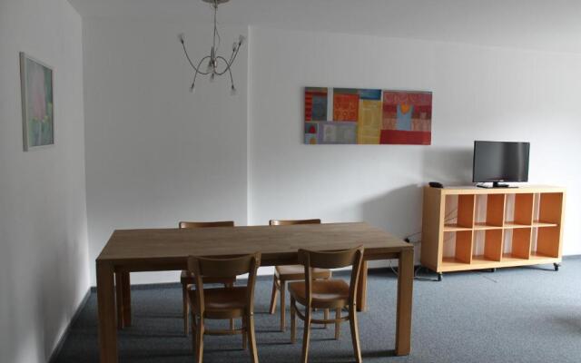 Face Aparthotel