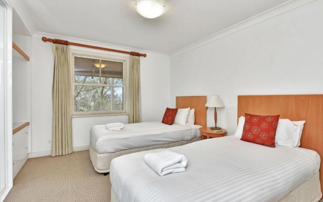 Villa Executive 2br Rose Resort Condo located within Cypress Lakes Resort (nothing is more central) – Guest Rooms – Pokolbin