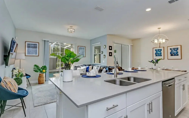 4bed 3Ba Champions Gate Pool Home