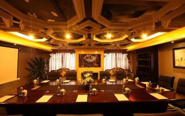 Cannes Holiday Inn Hotel