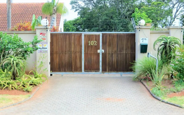 102 Siyayi