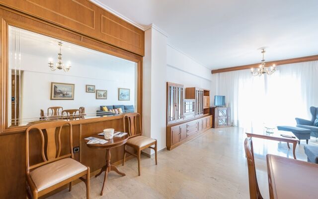 Vintage Acropolis Apartment