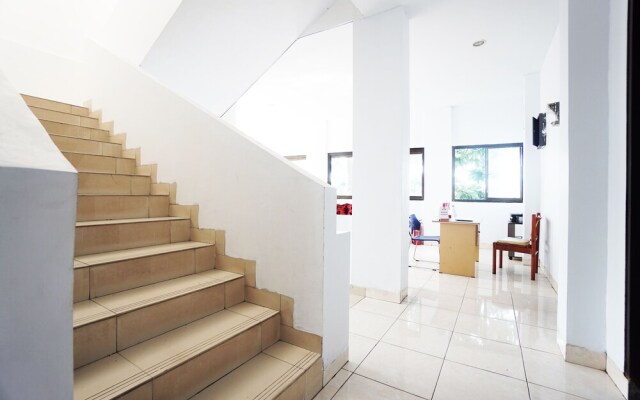 OYO 2566 Putri Kesia Rooms