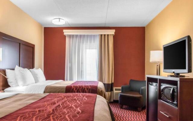 Comfort Inn Lancaster  Rockvale Outlets