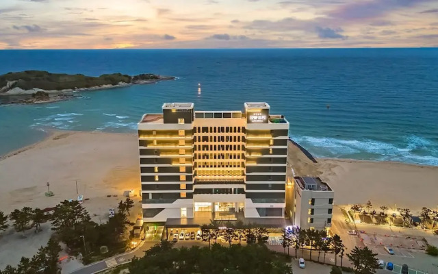 Goseong Moneblue Pension