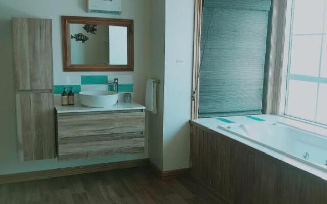 Rarangi Seaview On The Beach