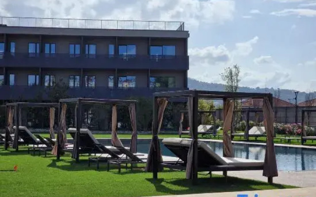 Como Hills Hotel