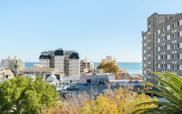 Montclair 306