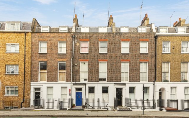 Altido Homely 2-Bed Flat W/ Private Courtyard In Bloomsbury