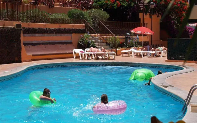 Los Alisios Apartments