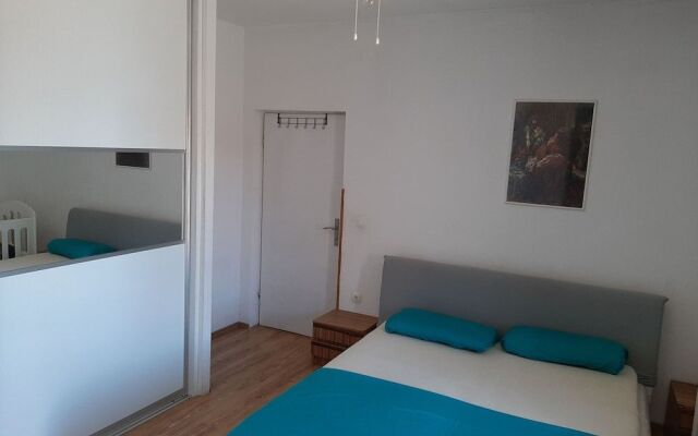 Apartment Postira