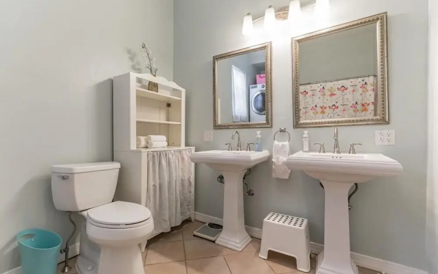 4723 Hazel Ave in Philadelphia