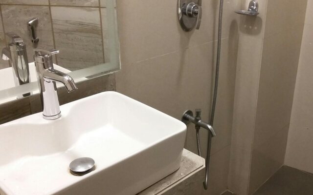 OYO 8690 Hotel Kalpana Elite
