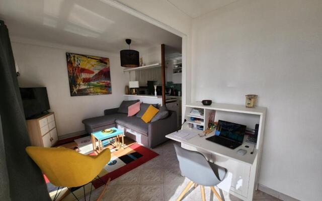 Le Lavandou T2 front de mer