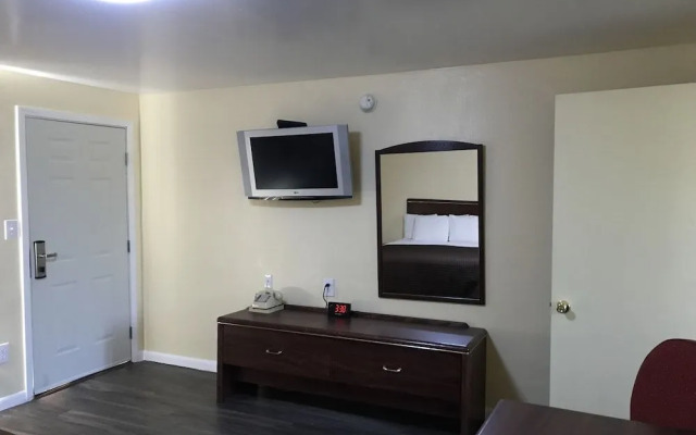 Relax Inn of Medford