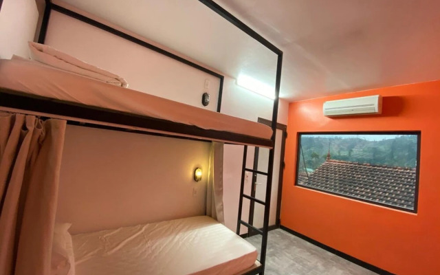 Jasmine Hostel