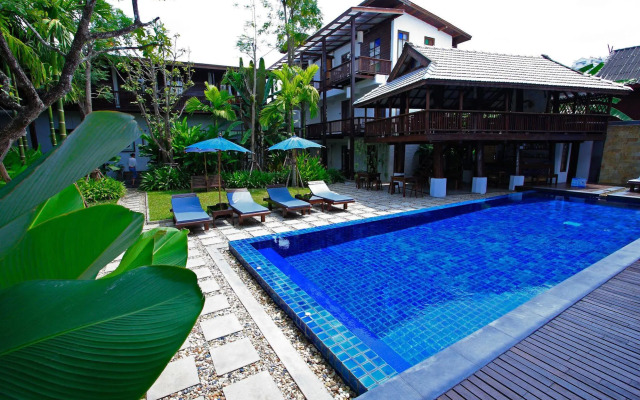 Banthai Village