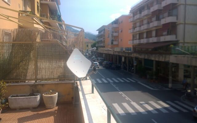 Sestri Mare 4 Huge Terrace