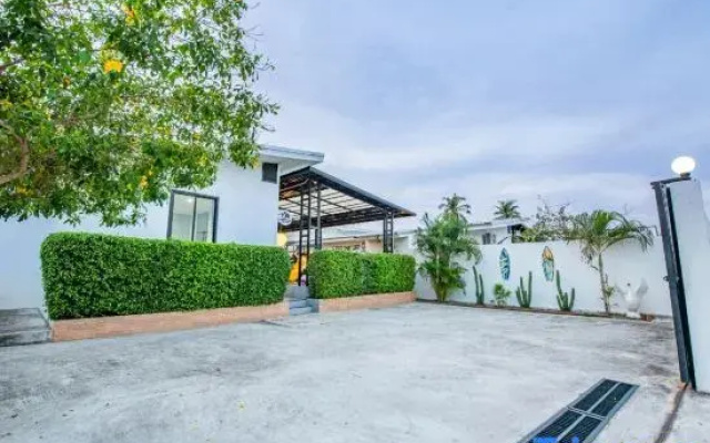 Sunshine Life Pattaya Poolvilla
