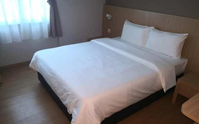 Walk In Hotel