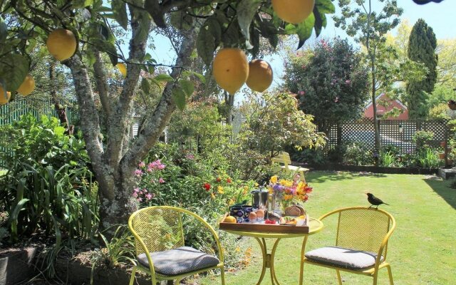 Annick House Bed and Breakfast