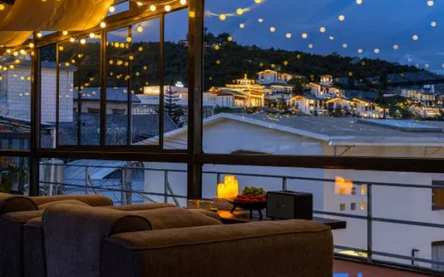 Starry Sea Poetic Retreat  .  Smart AV& Oxygen-Enriched Landscape View Inn – Restaurant – Shangri-La