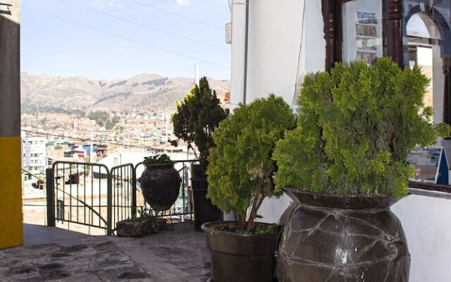 Hotel Camino Real