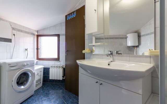 Apartment Mir - 50m from the sea A5 Fazana, Istria
