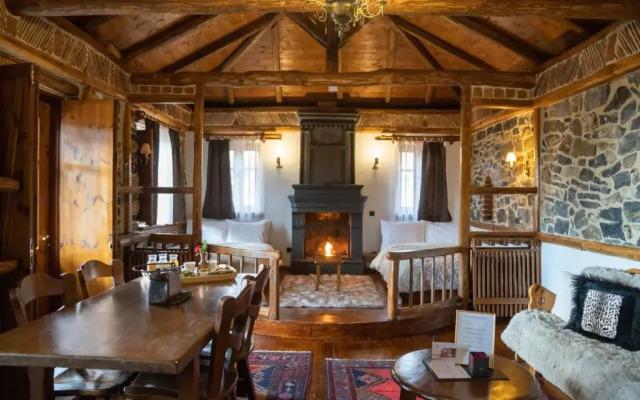4 Seasons Premium Chalet