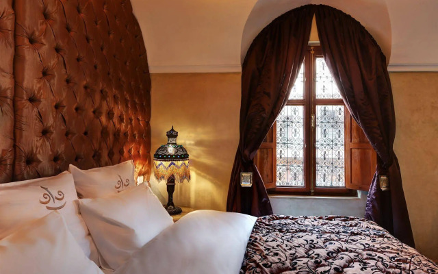Riad Wow