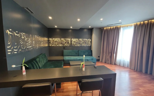 Arka Art Hotel