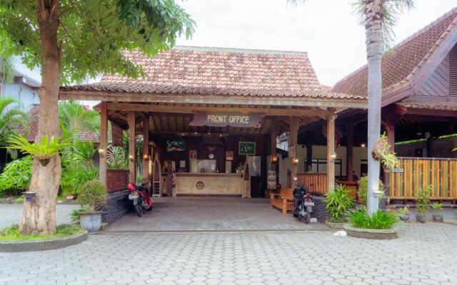 Mahkota Plengkung Hotel by ecommerceloka
