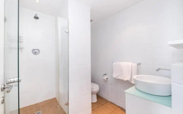 Durban Point Waterfront, 805 Quayside 40 Canalquay Rd