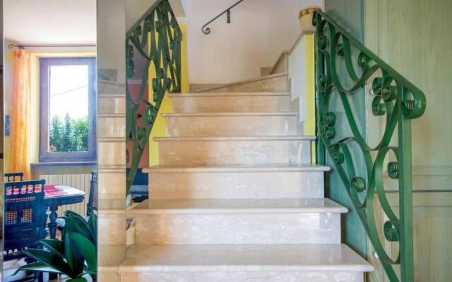 ALTIDO Villa for 4 with Garden close to Pisa