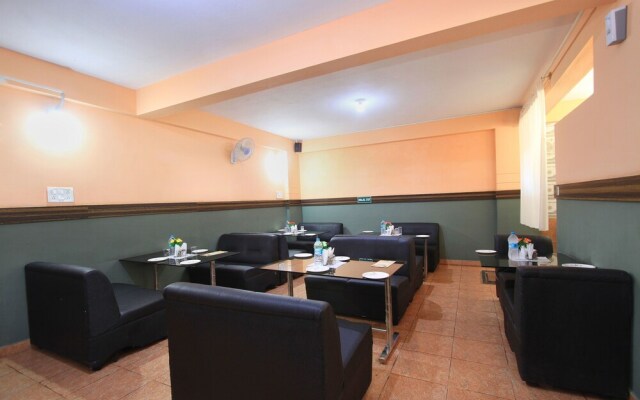 Ample Premium Suites by OYO Rooms