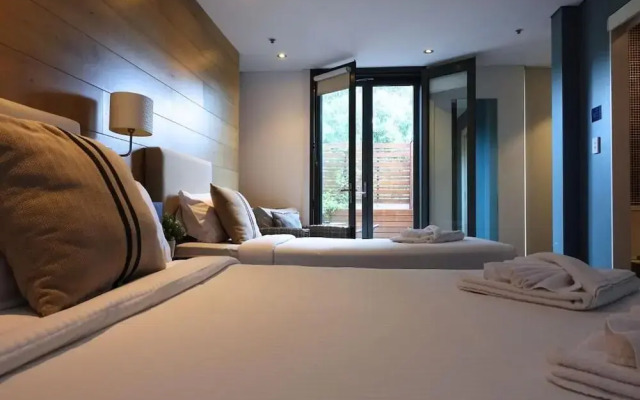 Crown Hotel Surry Hills