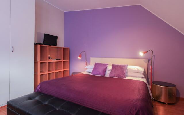 Residence House Aramis Down Town