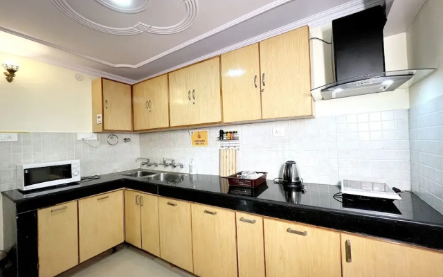 Hill Songey by Dumnu Homes