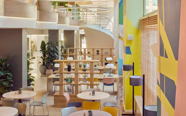 INNSiDE by Melia Barcelona Apolo Hotel
