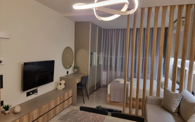 Iris City Center Premium Studio