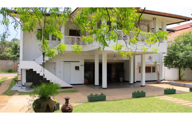 Vista Rooms near Negombo Beach 11