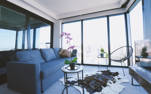 HFN Riverside Docklands Apartment