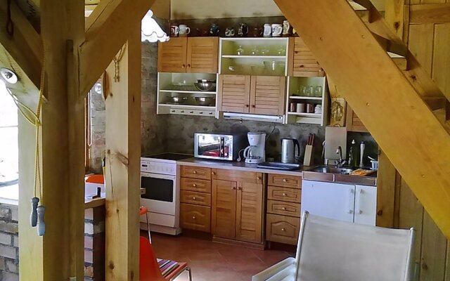 House Angelino Anielino