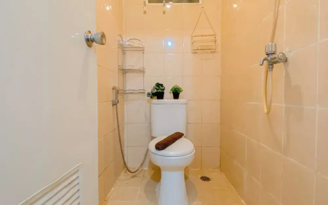 Big And Spacious Studio Apartment At Sky View