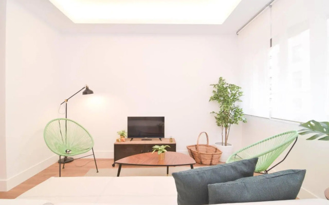 Beautiful Apartment in Quevedo by Batuecas