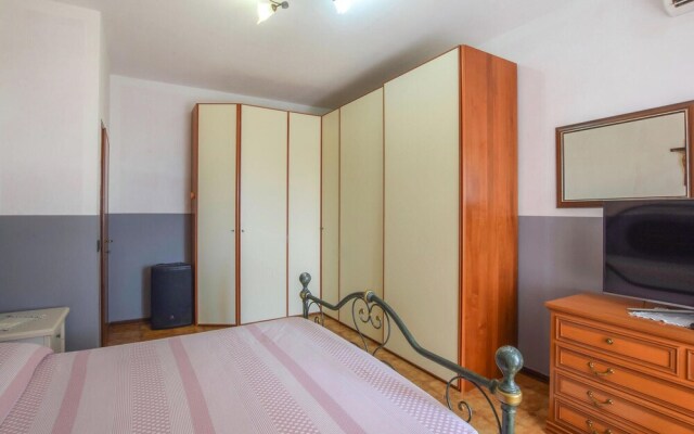 Stunning Home in Pietrasanta With 3 Bedrooms and Wifi