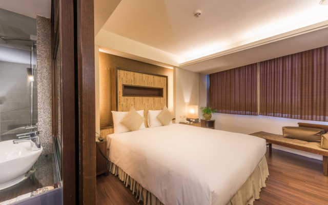 Shin Yuan Celeb Metro Hotel