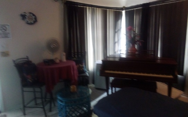 Vacation HomeStay Rental Rooms